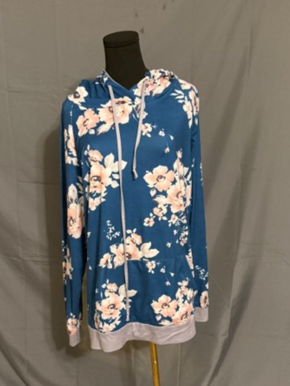 GLITZY GIRLZ Lightweight Hoodie Size 2X